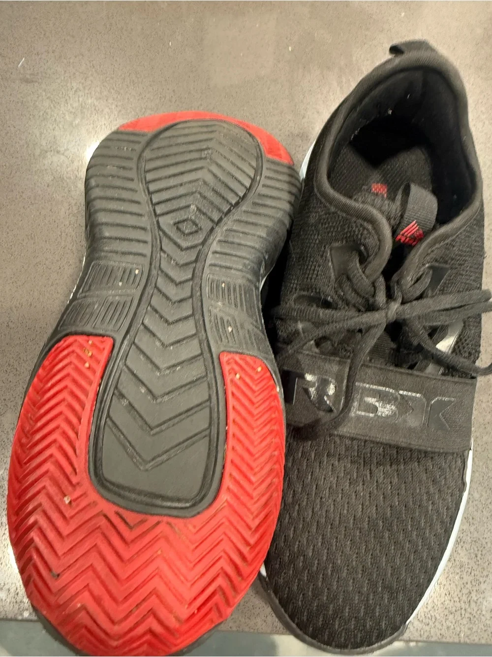 Reebok Men’s Black Athletic Lace-Up Knit Sneakers with Red Logo